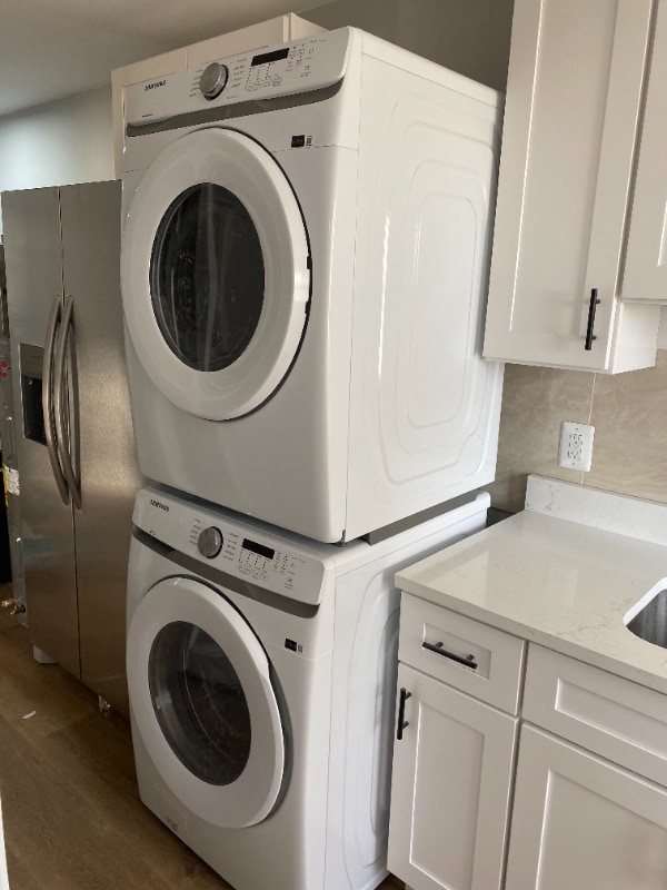 Photo - 823 N Woodington Rd