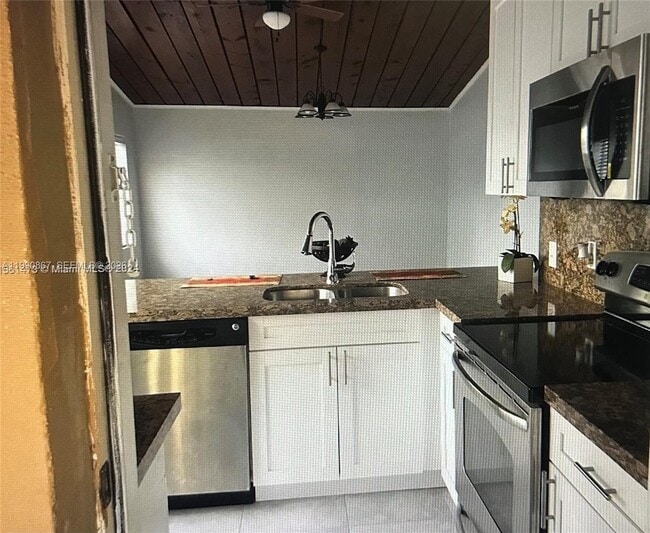 Photo - 320 Ipswich St