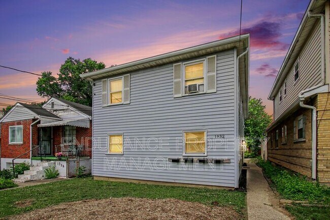 Building Photo - 1932 Truitt Ave Unit #2