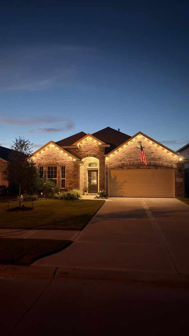 Photo - 2405 Village Azalea Dr