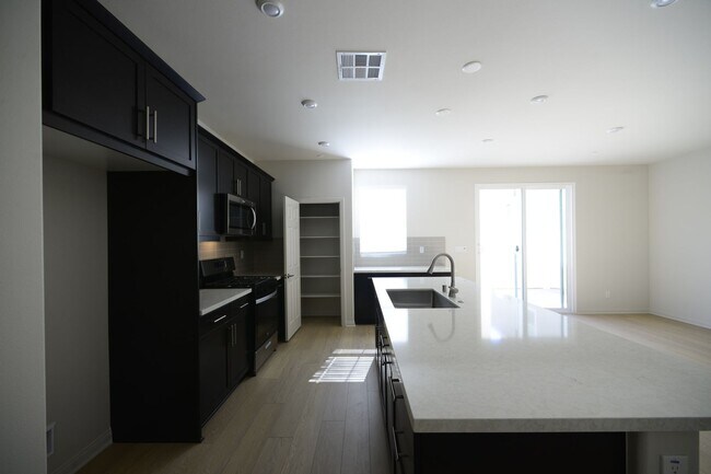 26596 Platte Rd