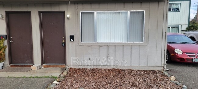 Photo - 1112 SW 5th St Unit A