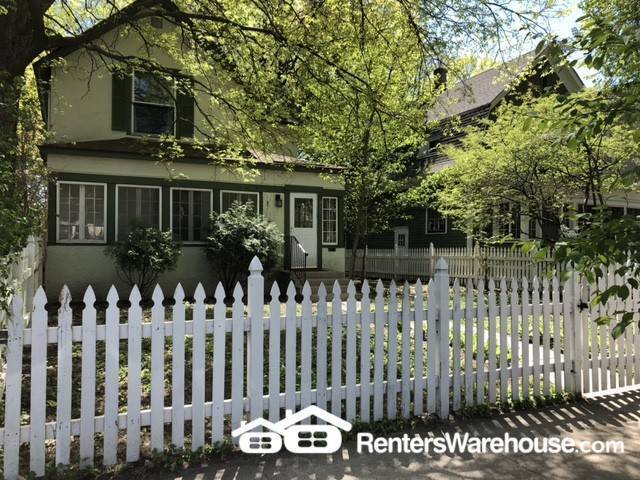Photo - 3BR, 2BA HOME IN UPTOWN AVAILABLE 10/4!