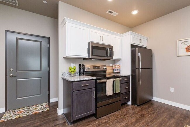 Photo - $1,600 | 2 Bedroom, 2 Bathroom Condo | Pet Friendly* | Sublease | Available for May 1st, 2026 Mov...