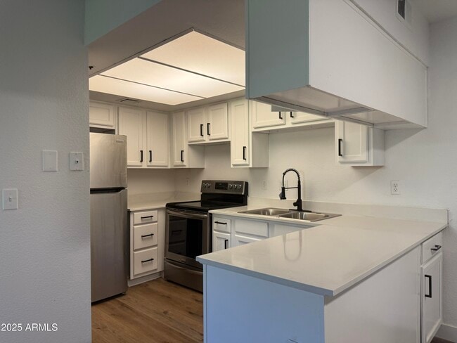 Photo - 13211 North 21st Pl