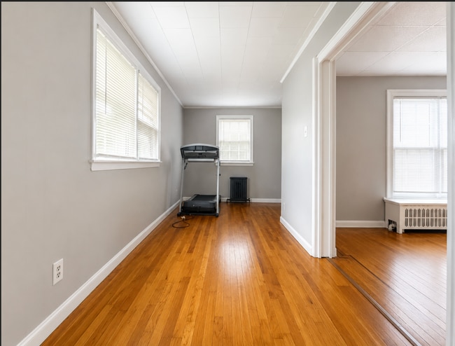 Photo - 2604 Hamilton Ave Unit Apt 1 (CB)