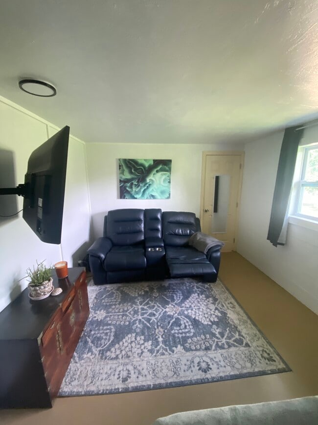 Main room - 5344 Caldwell St Unit C