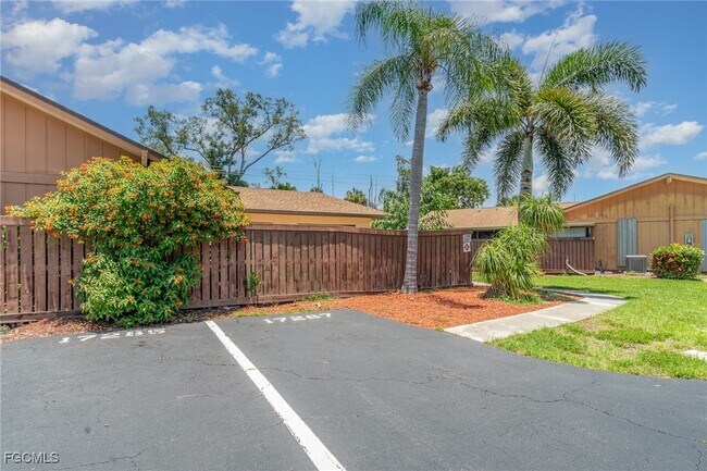 Photo - 17287 Timber Oak Ln