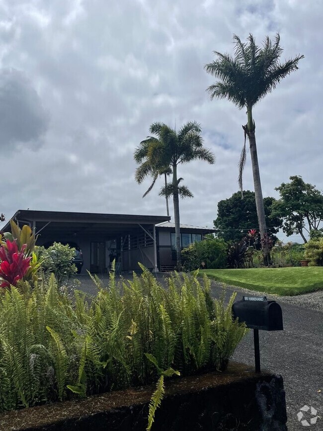 Building Photo - 2BR/2BA House fully furnished with view