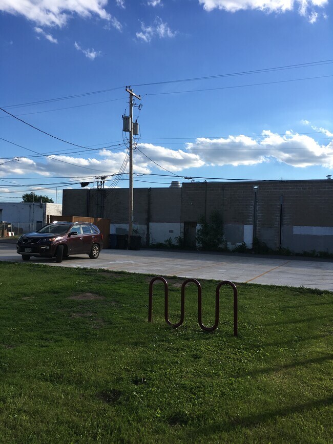 Photo - 3204 Minnehaha Ave Unidad 2