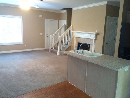 Photo - 230 N Olive Ave