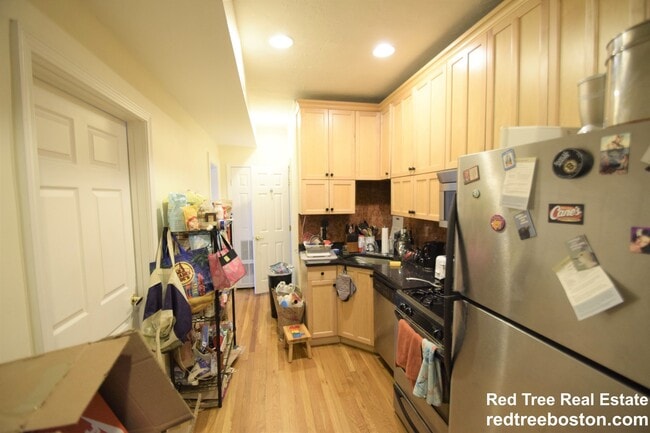 Photo - 73 Thatcher St Unit 302