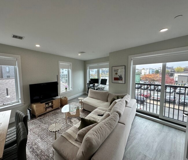 Photo - 206 Old Colony Ave Unit 301