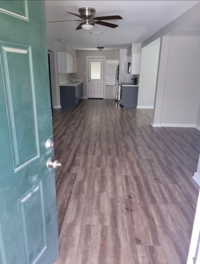 Building Photo - 6918 Irvington Blvd Unit B