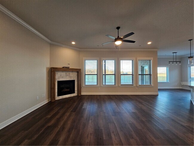 Photo - 1450 Sessile Oak Wy