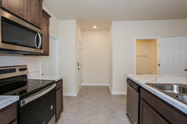 Photo - 86840 Mainline Rd