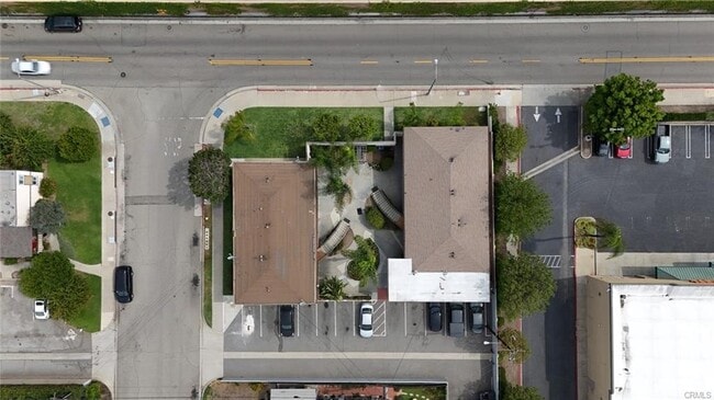 2309 E Garvey Ave N