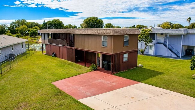 Building Photo - 360 1st Ave N