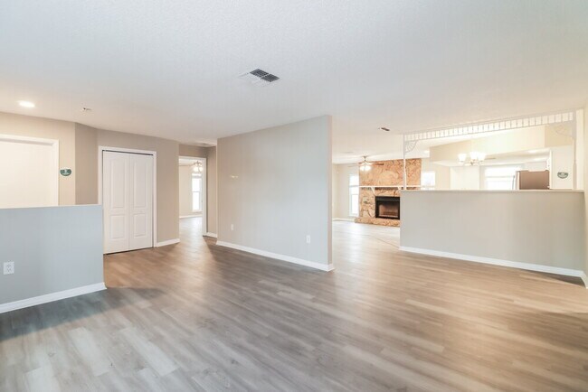 Photo - 12909 Walnut Tree Ln