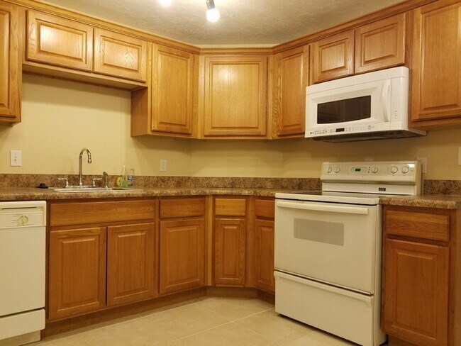 1497 Palmer Park Ln