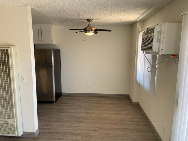 Photo - 3730 S Sepulveda Blvd Unidad 102