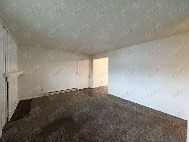 Photo - Ealges Nest Apartments Unit A
