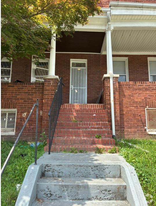 Building Photo - 1508 N Payson St Rental