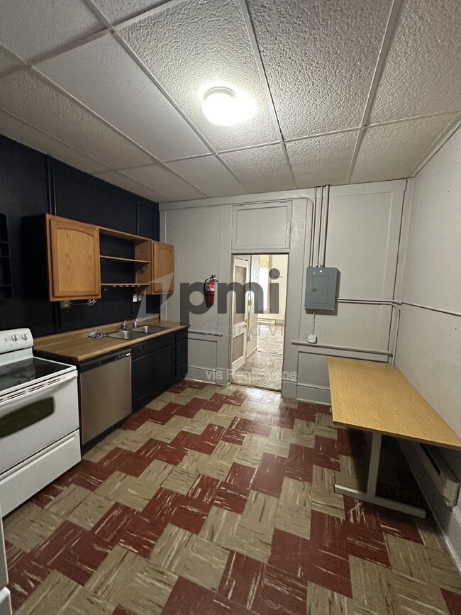 Photo - 601 Monroe Ave Unit 8