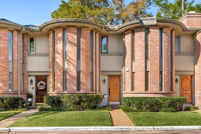 Building Photo - 6453 Bayou Glen Rd