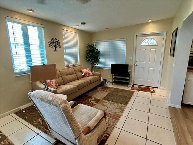 Photo - 245 Cherrywood Dr