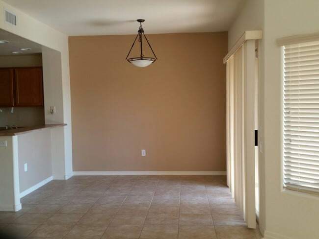 Photo - ucvtc2051 Unit 2051