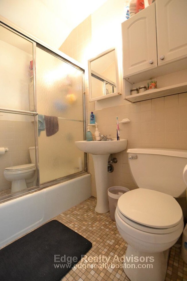 66 Brooks St Unit 3