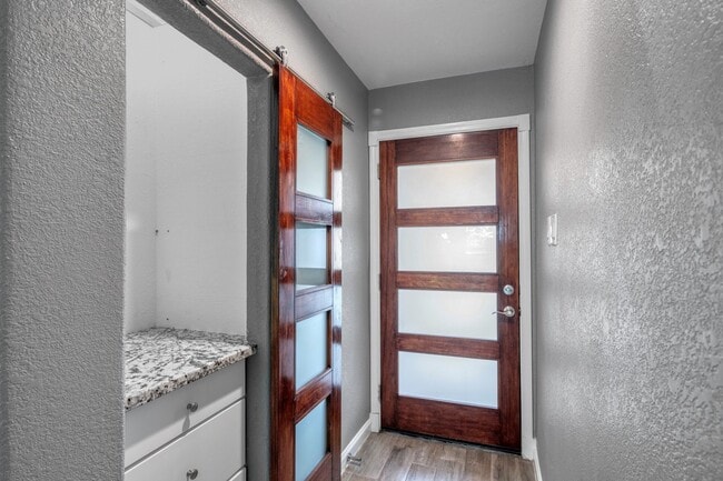 Photo - 638 Fair Oak Dr