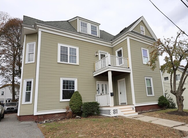 Photo - 15 Warren St Unit 2