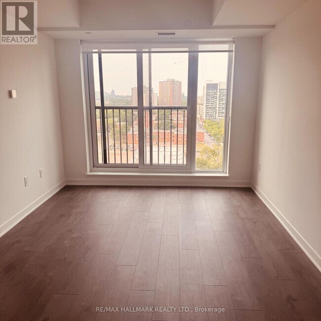 Photo - 10 Oak St Unit 1001