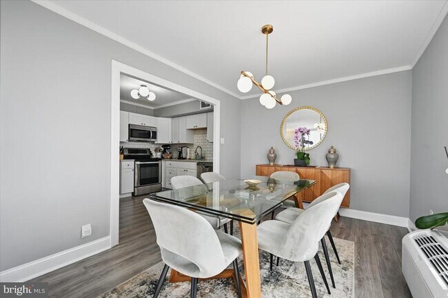 Photo - 666 W Germantown Pike Unit 2613