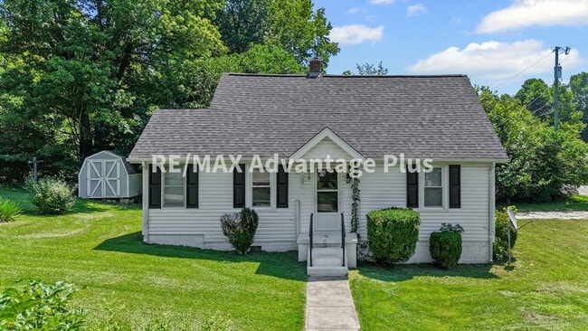 Building Photo - Updated 4-Bedroom Home in Blackstone!