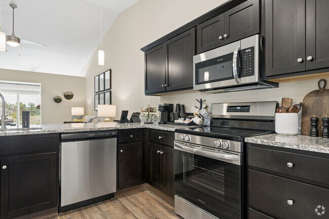 2BR, 2BA - 1,294SF - Kitchen