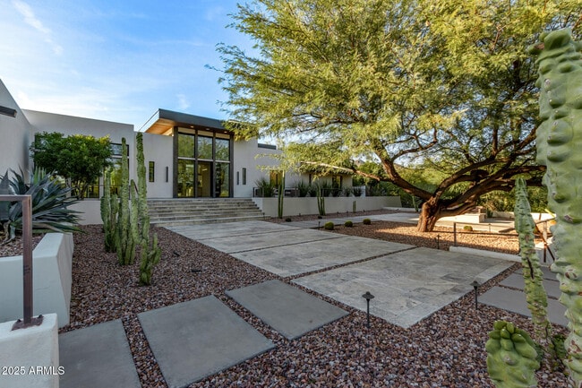 Photo - 6636 N 48th St