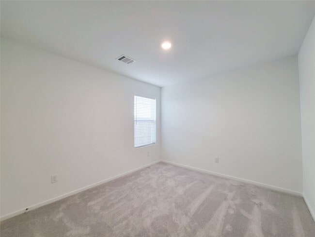 Photo - 1603 Windrose Bnd