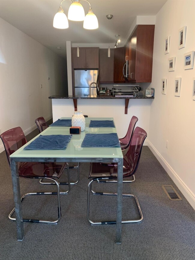 Photo - 157 Auburn St Unit 2A