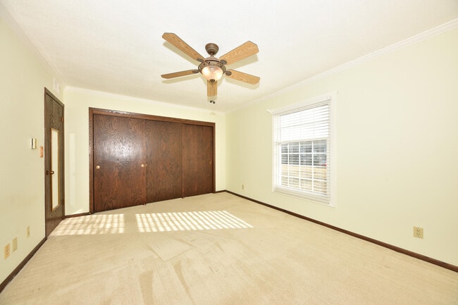Photo - 2076 Chateau Ct Unit 106