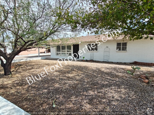 Building Photo - 6434 E Fordham Dr Rental