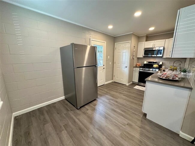 Photo - 2612 Rogers Ave