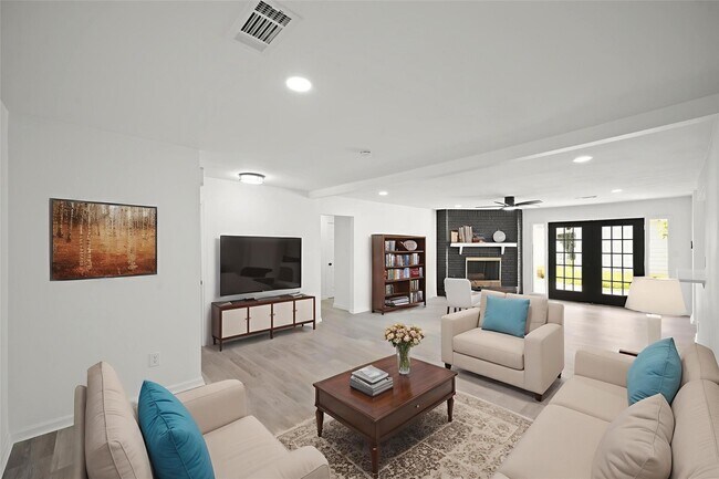 Photo - 5943 Greenmont Dr