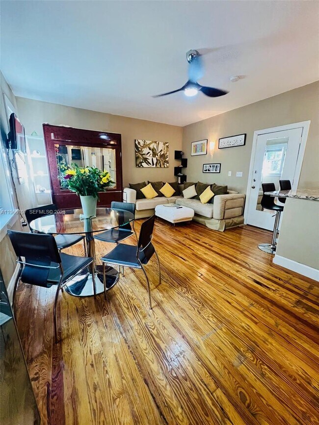 Photo - 536 14th St Unit 310