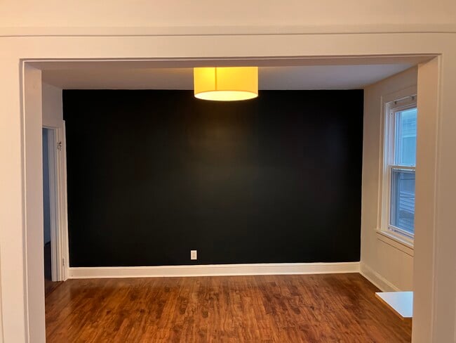 Dining room - 895 Mercer St Unit Fl 2