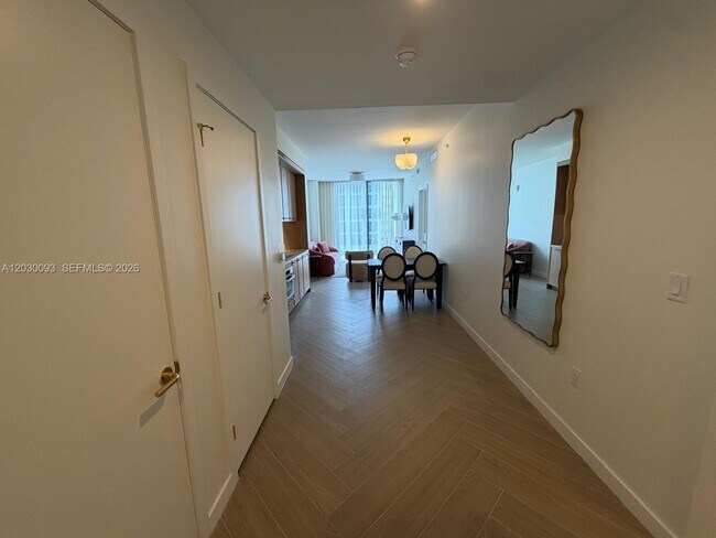 Photo - 2700 NW 2nd Ave Unidad 342