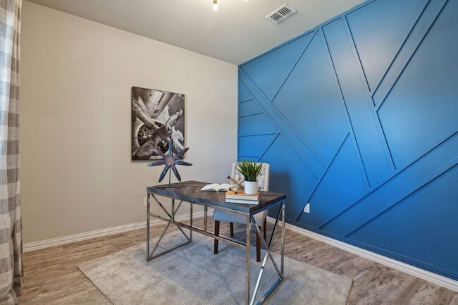 Photo - 112 Kirwin Dr