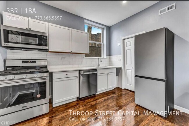 Photo - 6024 S Saint Lawrence Ave Unit 2